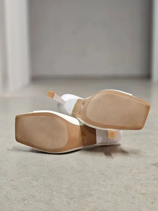 Square Toe White Heeled Mules With Gold Chain Detail - Elegant Slip-On Design Fo - Picture 7 of 14